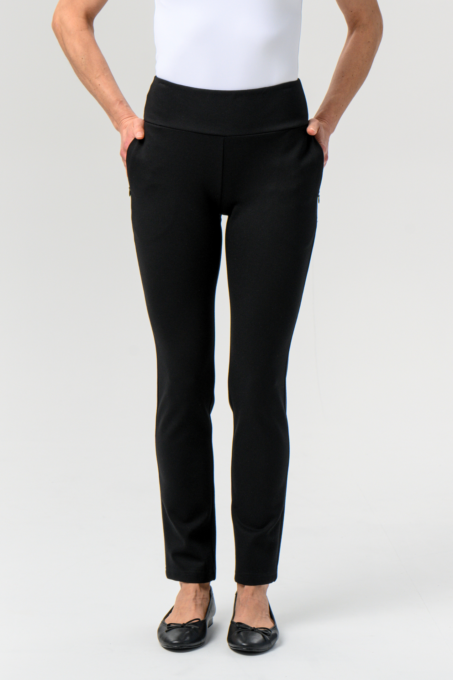 Aro Zipper Pocket Travel Pant
