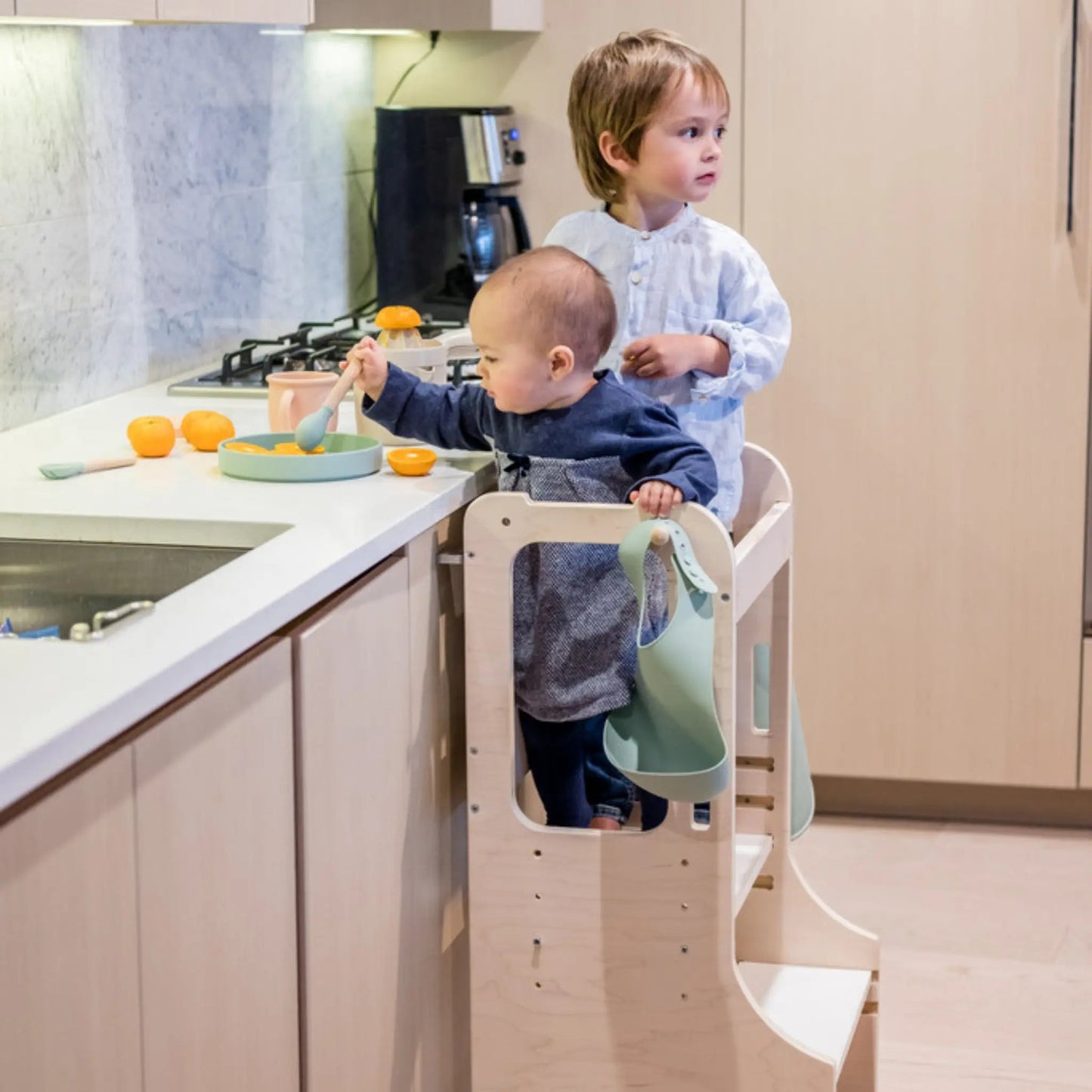 KIWI - Kitchen Tower, Activity and Learning Stool