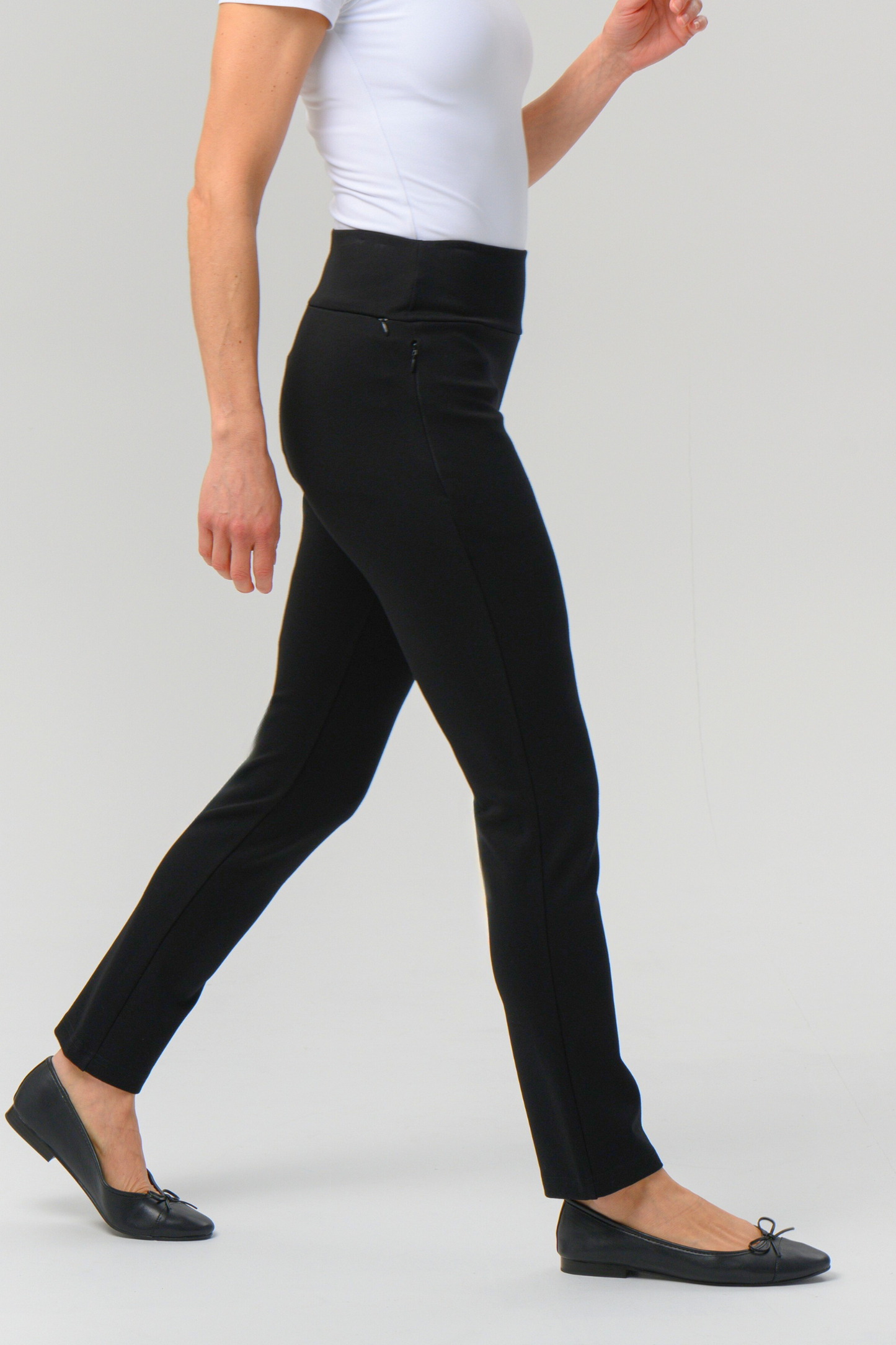 Aro Zipper Pocket Travel Pant