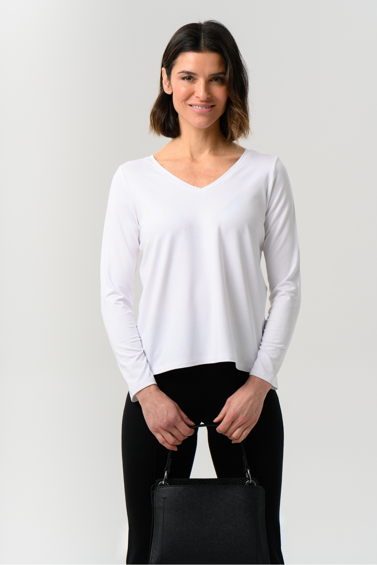 Albi Sustainable V-Neck Long Sleeve Shirt