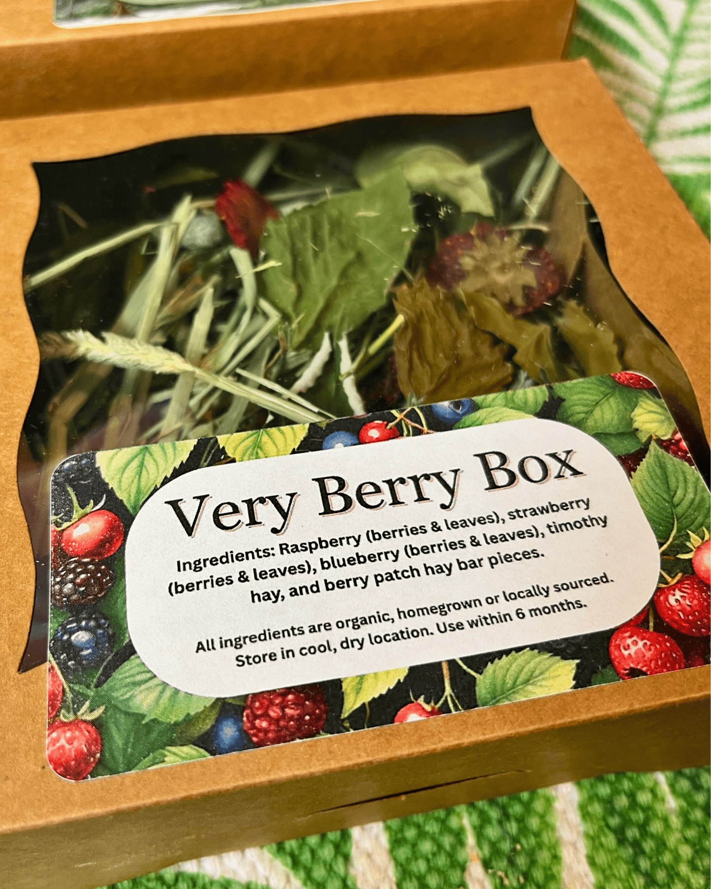 Very Berry Small Animal Forage Box