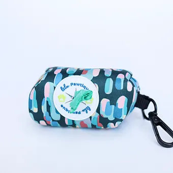 Lila Pawtique Waste Bag Pouch Holder Amazônia Tribe