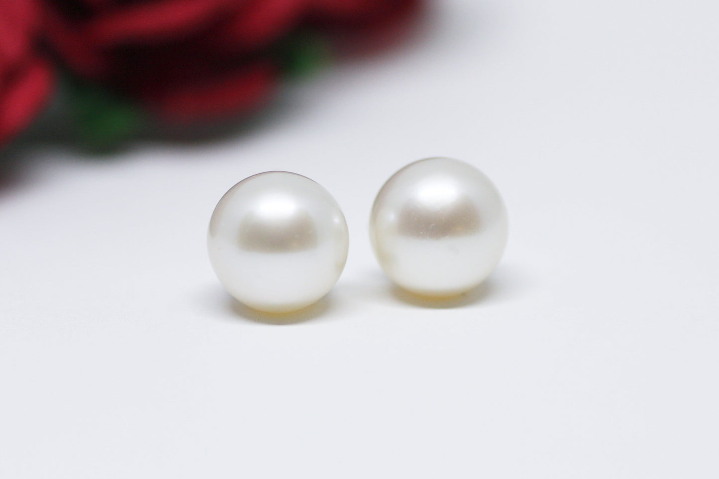 White Pearl Stud Earrings 6.5-7mm