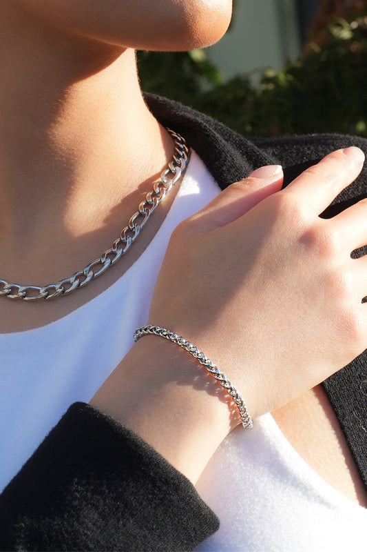 ALDWYCH: Unisex Chunky Silver Bracelet - Bold, Stylish & Versatile.