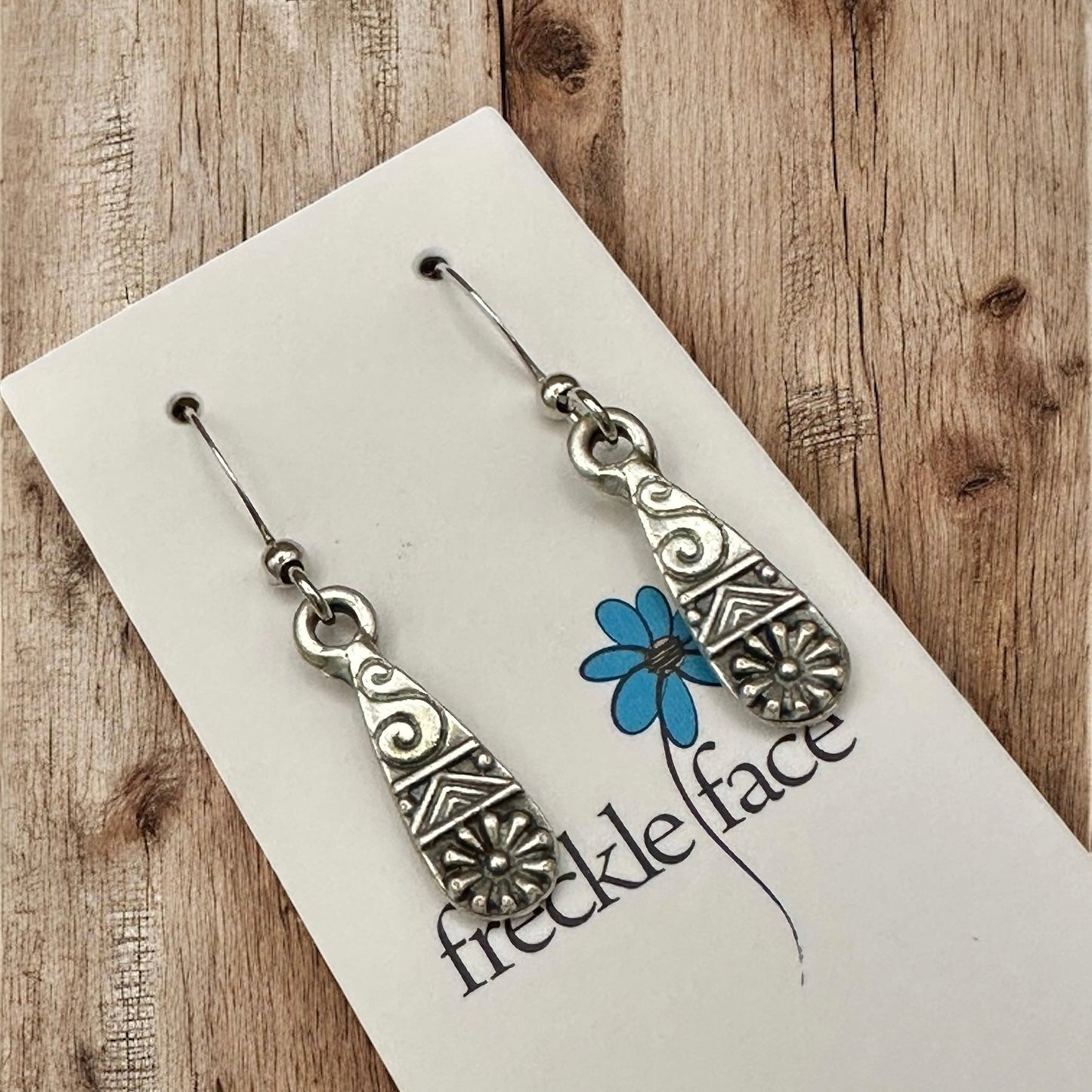 Detailed Drop Earrings