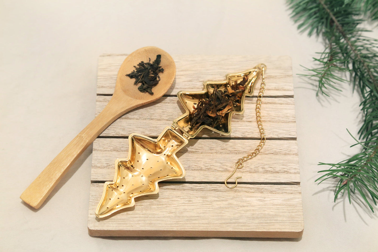Gold Christmas Tree Tea Infuser