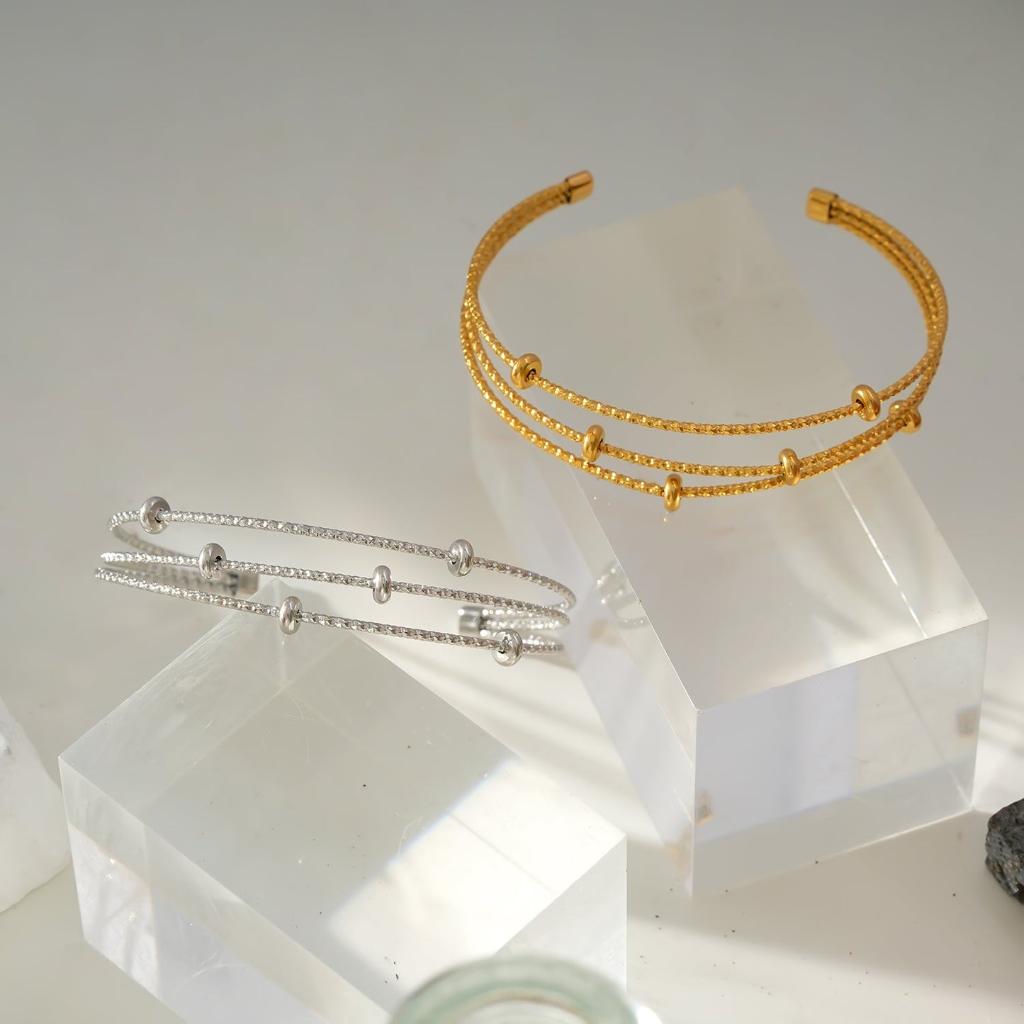 Style FARZIKA Gold: Triple Stacked Textured Beaded Bracelet