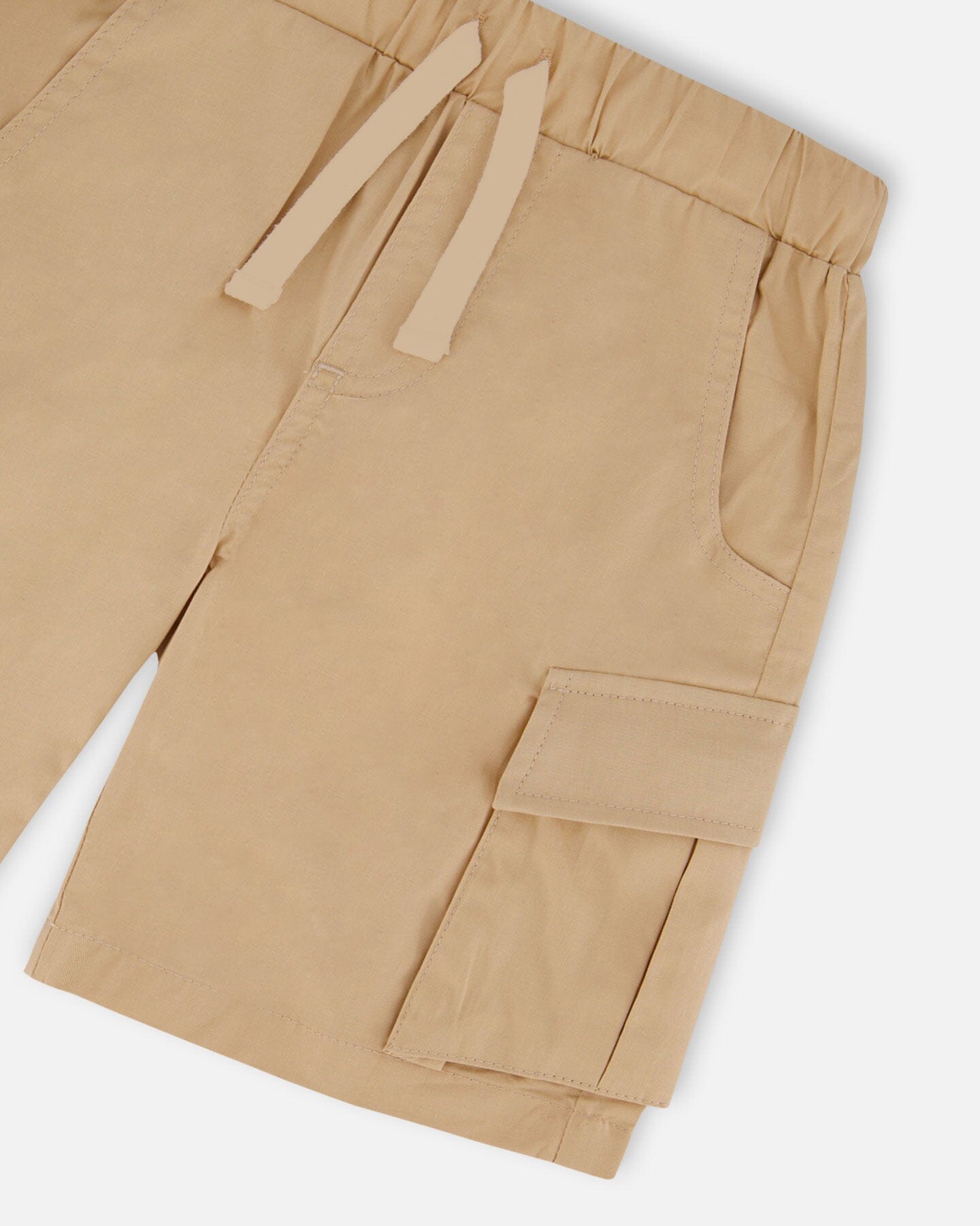 Parachute Cargo Pocket Shorts Light Beige
