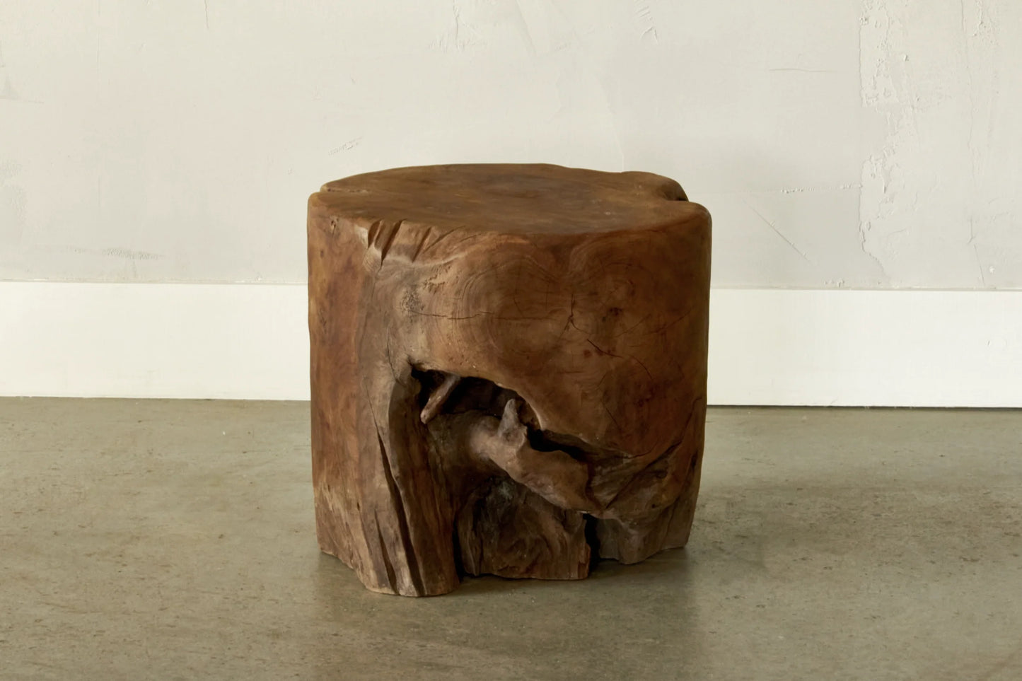 Table d’appoint erosion - teck ancien