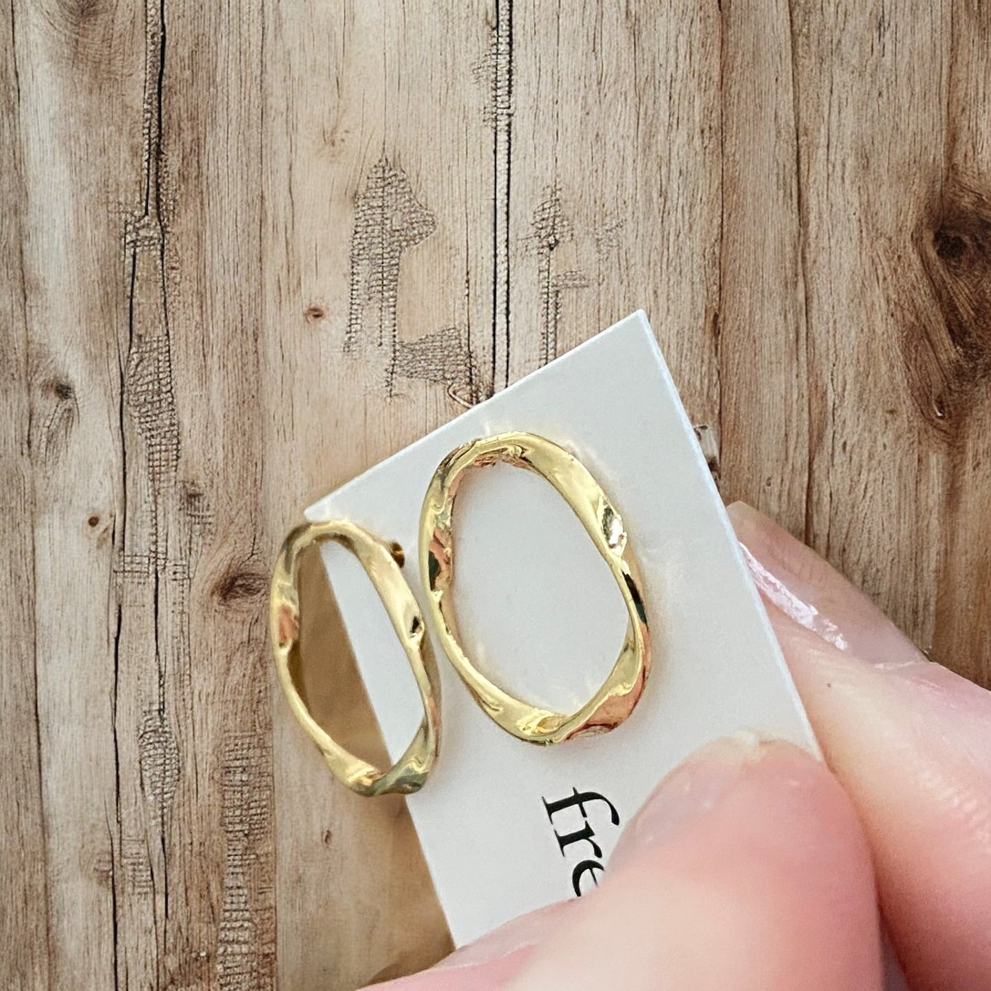 Twisted Circle Stud Earrings – Minimalist Hypoallergenic Studs