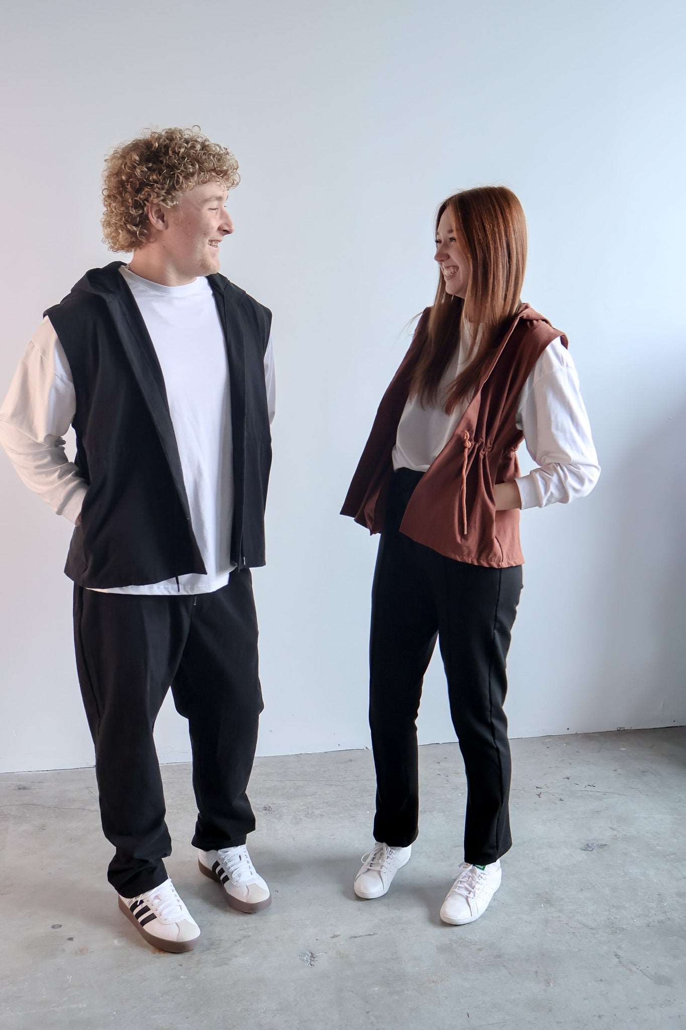 The Easy Layer Cotton Hooded Vest in Deep Terra