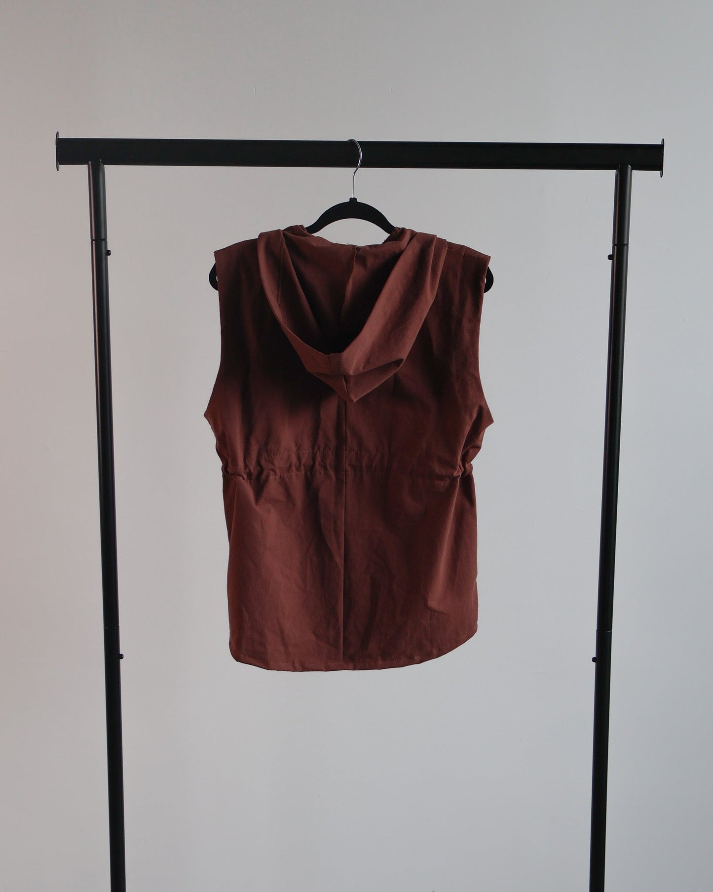 The Easy Layer Cotton Hooded Vest in Deep Terra