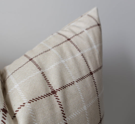 Niall | Neutral Interlock Geo Pillow Cover