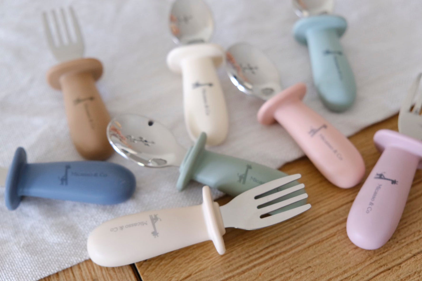 Ensemble de cuillère et fourchette en silicone et métal