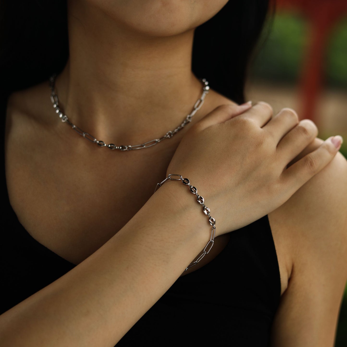 IZARA Paper-Clip & Oval-Beads Chain Bracelet in Silver