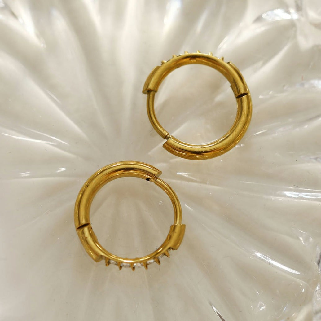 DARCI: Pavé Zirconia Gemstone Embedded Classic Mini Hoop in Gold