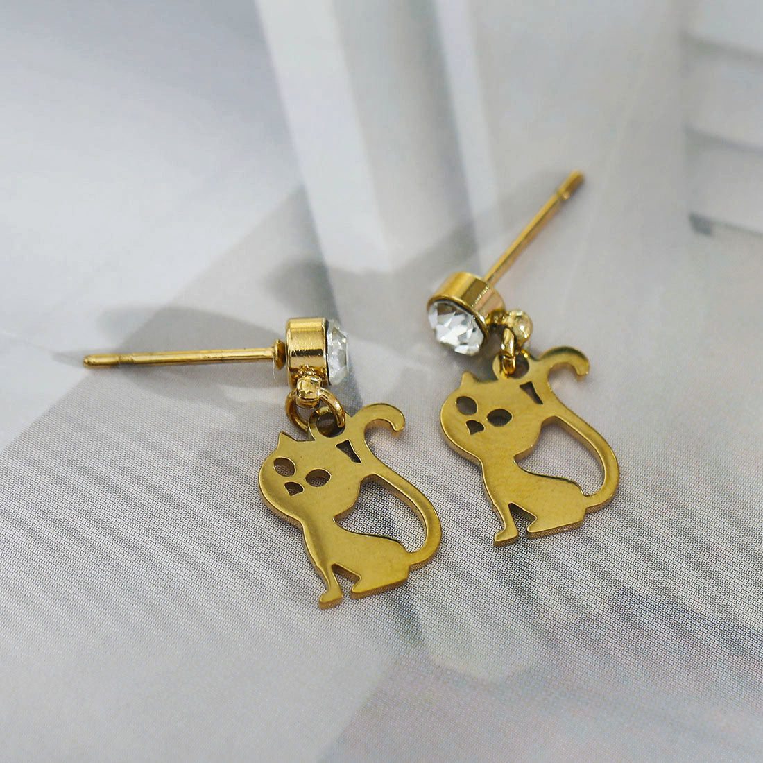 KITTY: Cat Earrings with a Zirconia (CZ) Stone