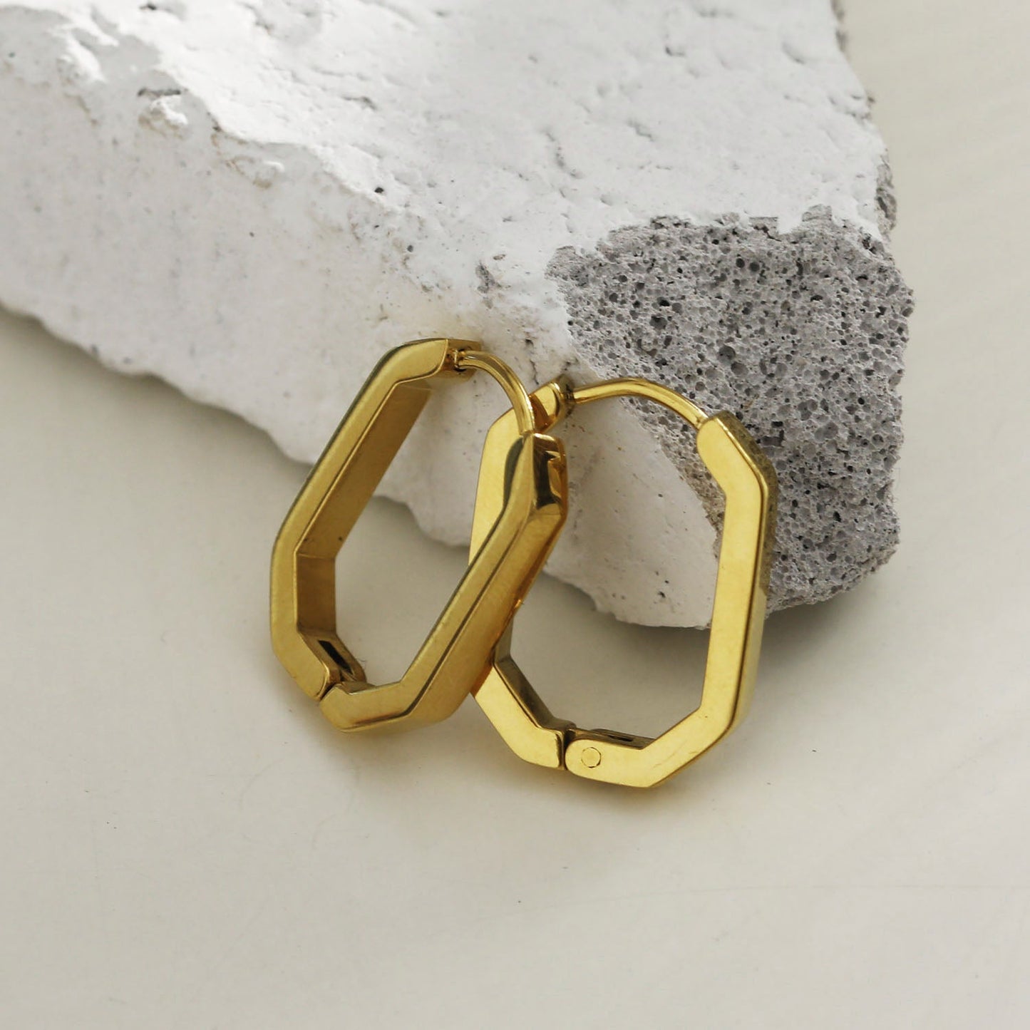 CACCURI Geometric Shaped Contemporary Hoop Earrings (In Gold & Silver)