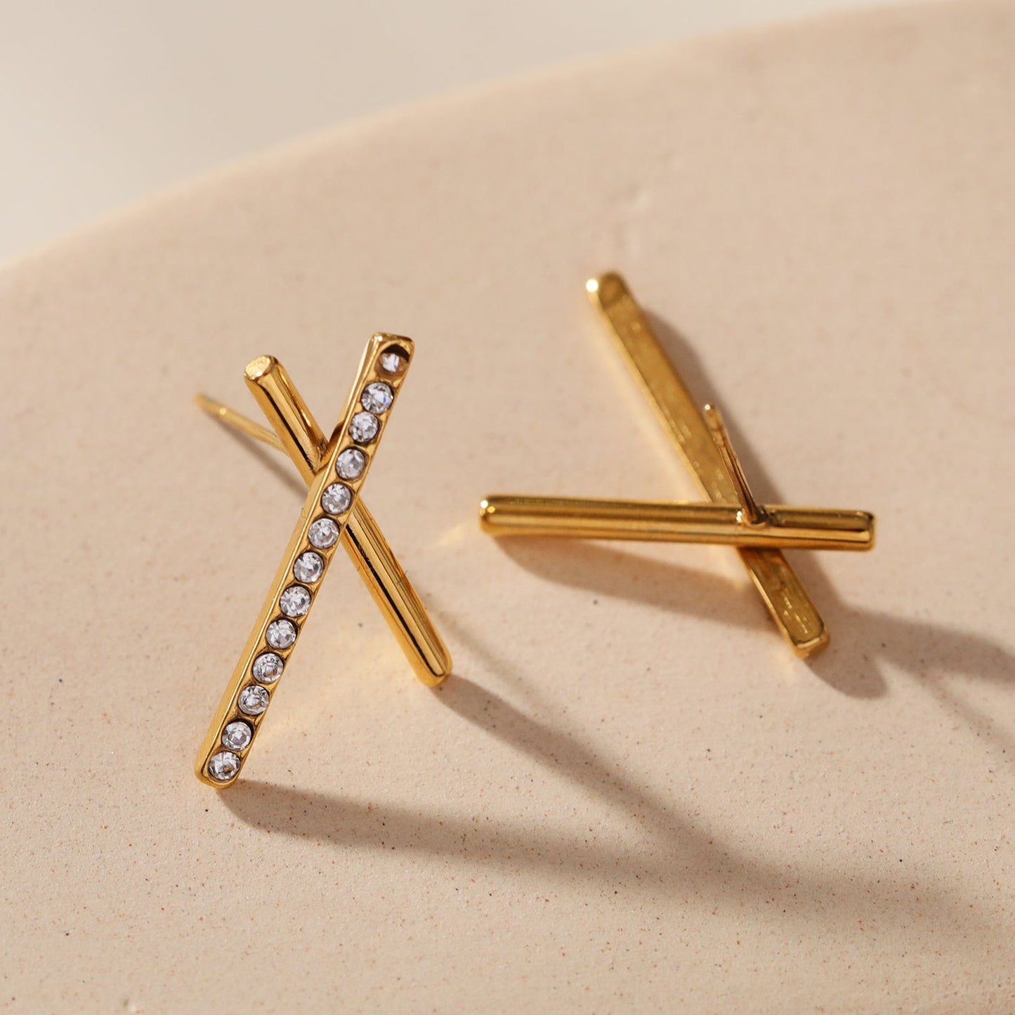 TESSA: Criss-Cross Duo Bars Stud Earrings with Zirconia Gemstones