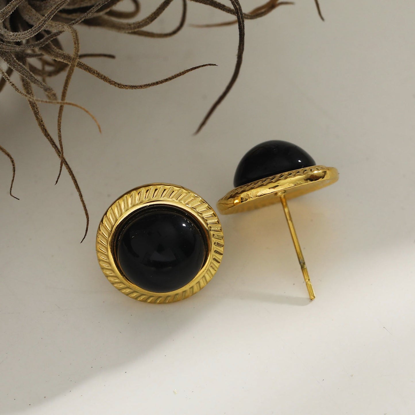 CYNTHIA: Elegant Natural Stone Black Classic Stud Earrings