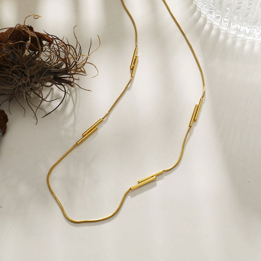 PEDRINA Duo Stick Detail Gold Chain Necklace