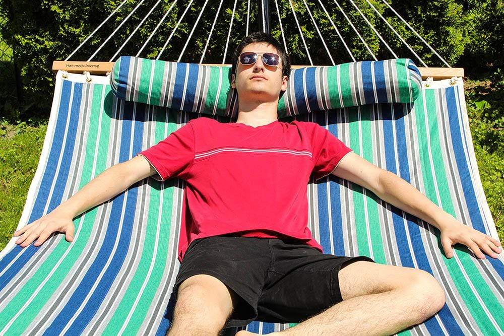 Deluxe Quilted Hammock with 3-Beam Stand