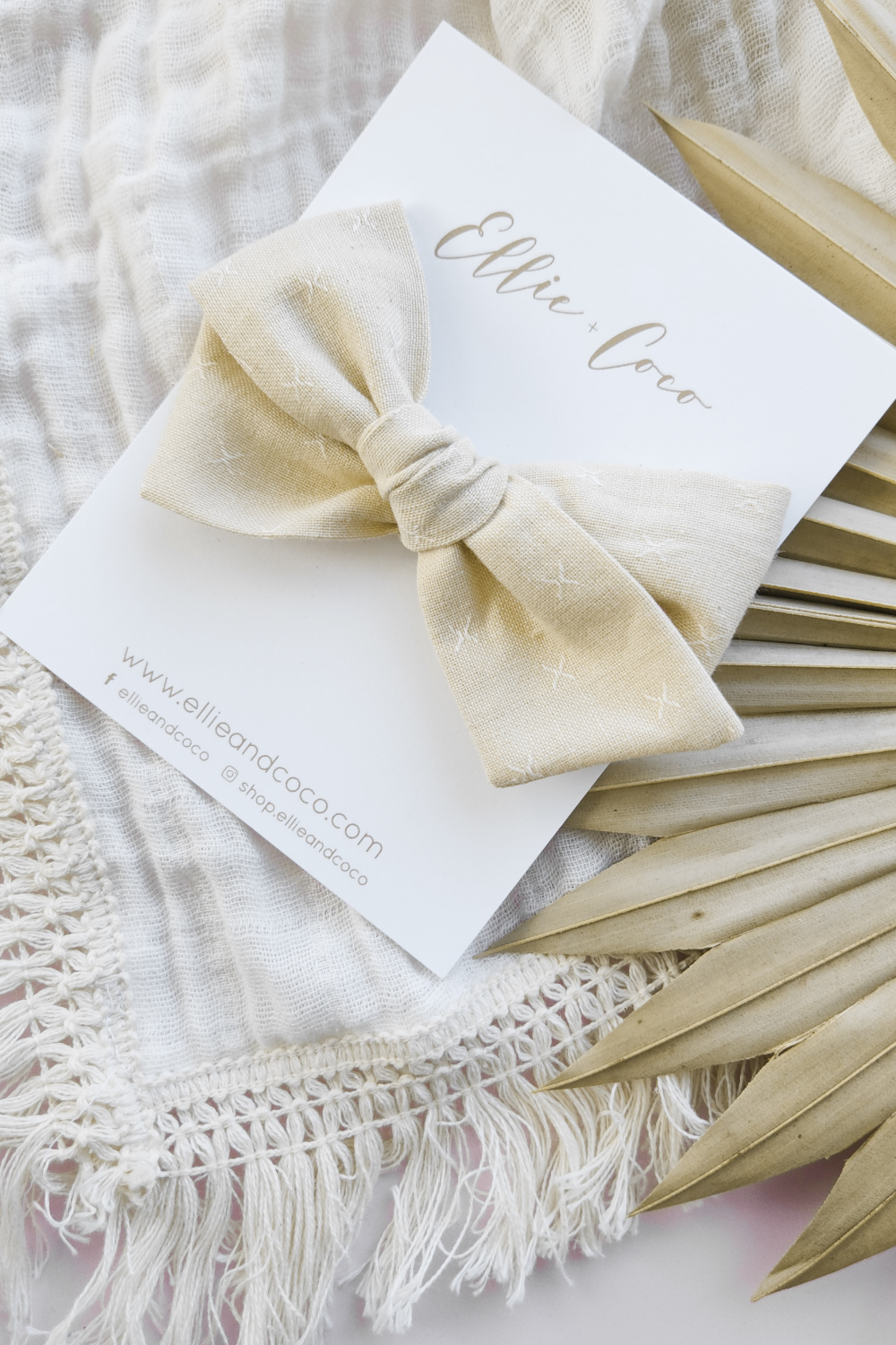 X's Oversize Bow | Oat