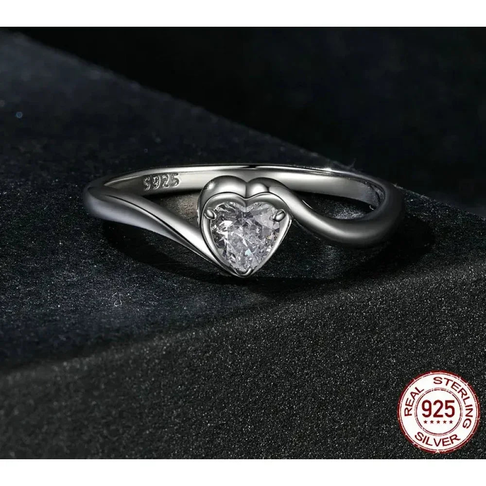 925 Sterling Silver Heart Moissanite Solitaire Ring