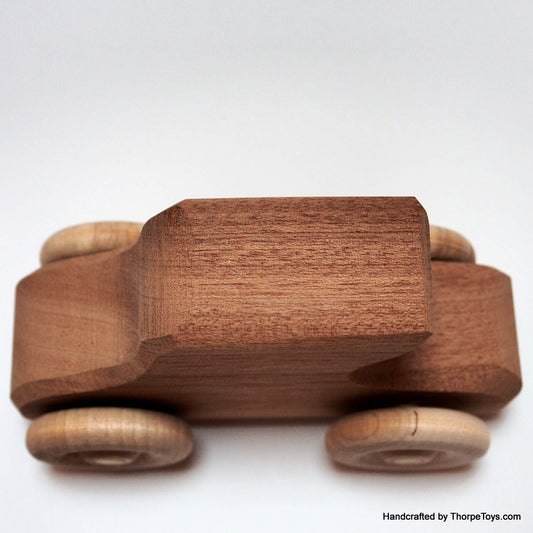 Roadster vintage en bois dur foncé