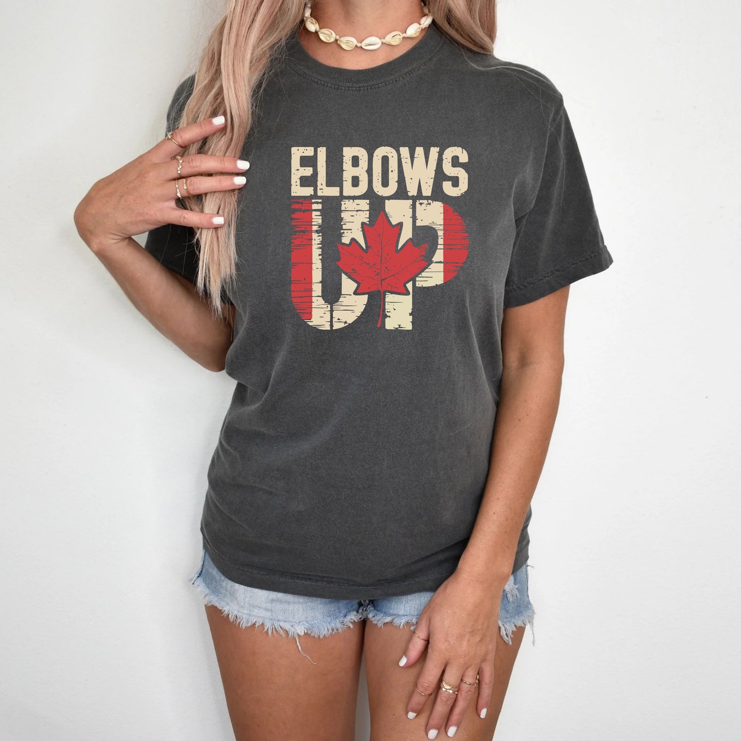 T-Shirt Elbows Up Canada Maple Leaf Vintage Distressed