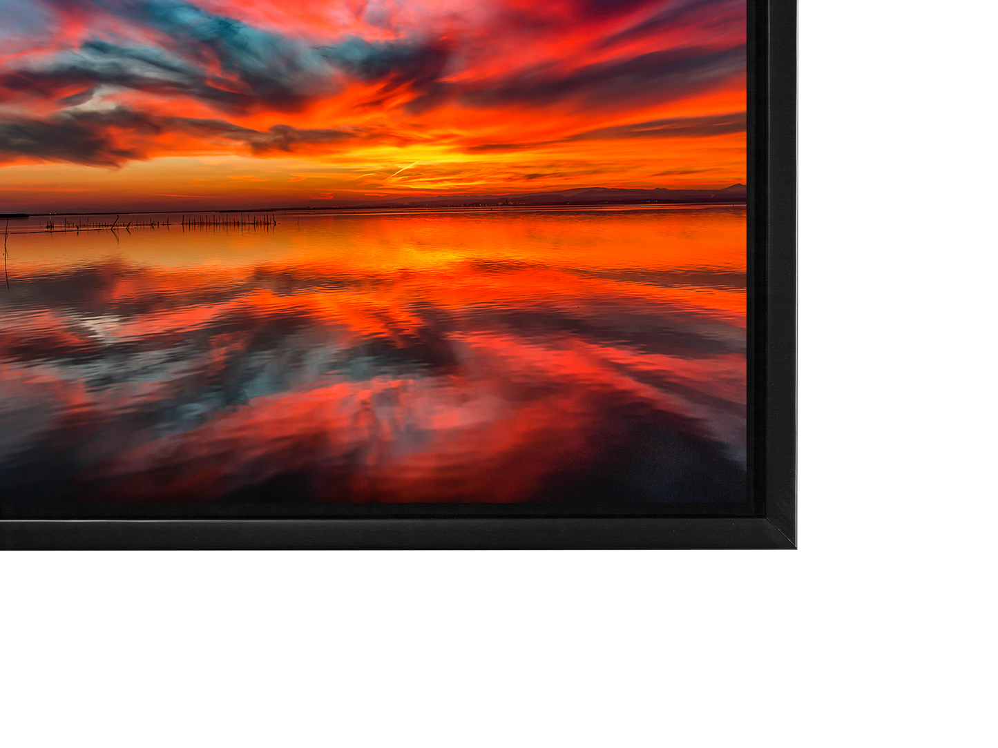 Floating Frame Classic Black