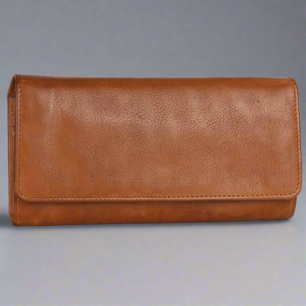 MET Women's Leather Clutch Wallet