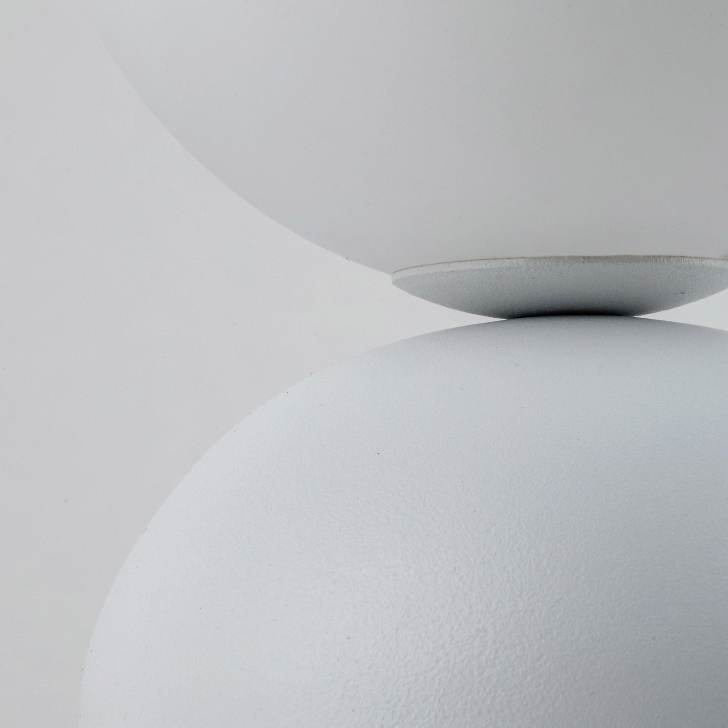 MIKI Glass Globe Table Lamp