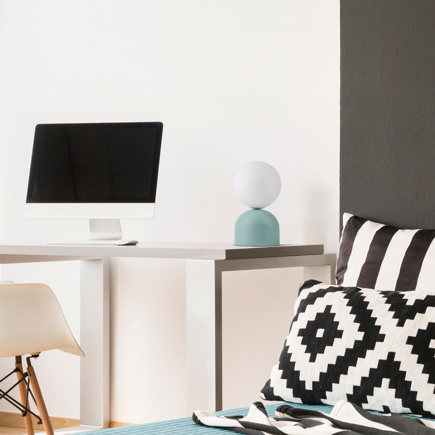 MIKI Glass Globe Table Lamp