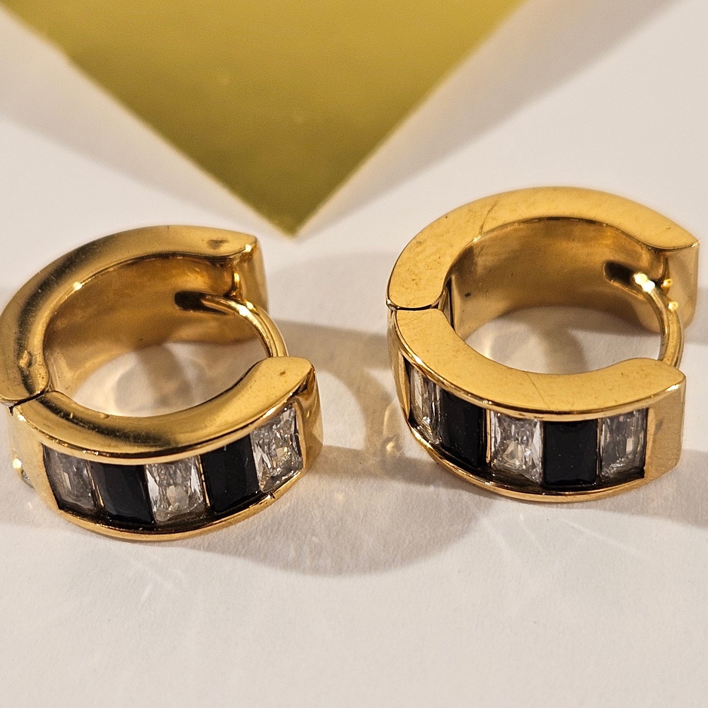 LOTTA: Retro Black & White Embedded Zirconia Mini Hoop Earrings