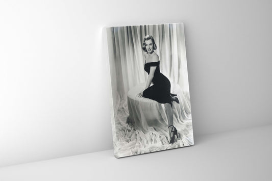 Wall Art-Marilyn in the room- Canvas Print