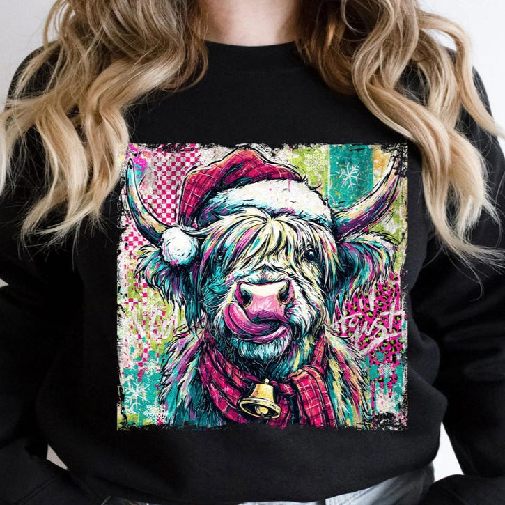 Hoody Crewneck Highland Cow Christmas – Colorful Santa Hat Holiday Design