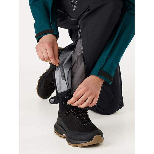 Arc'teryx Women's Beta SL Gore-tex Rain Pants Size: XL