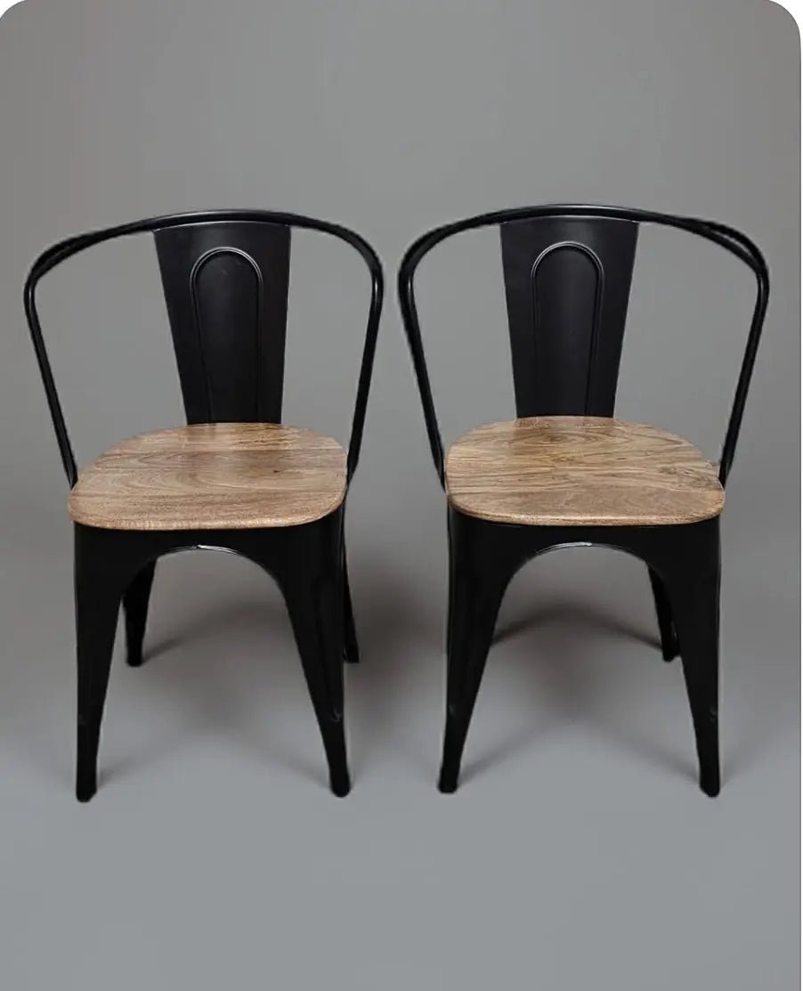 Ensemble de 2 Chaises Industry en acier noir et siège en bois de manguier