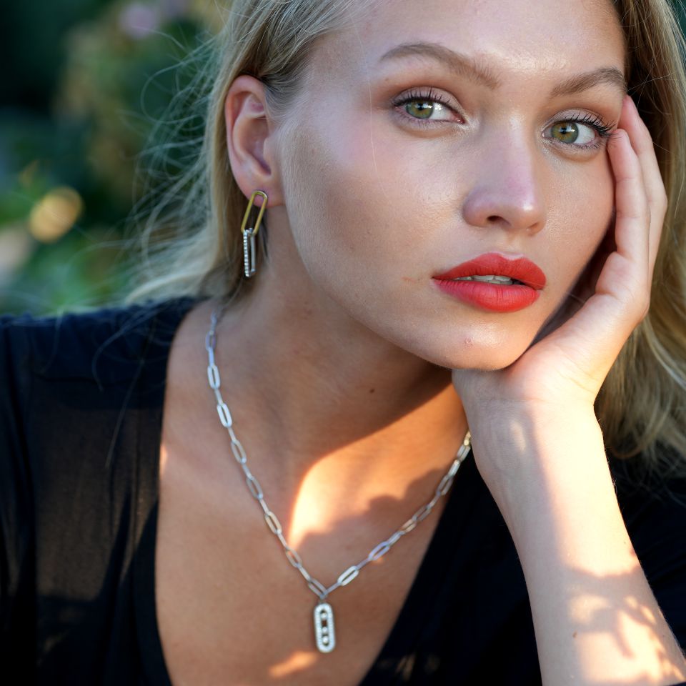 MORNA Paper Clip Chain with Zirconia Accented Geometric Pendant Silver