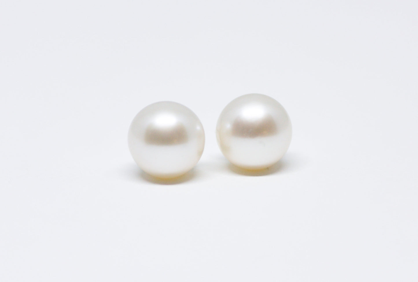 White Pearl Stud Earrings 6.5-7mm