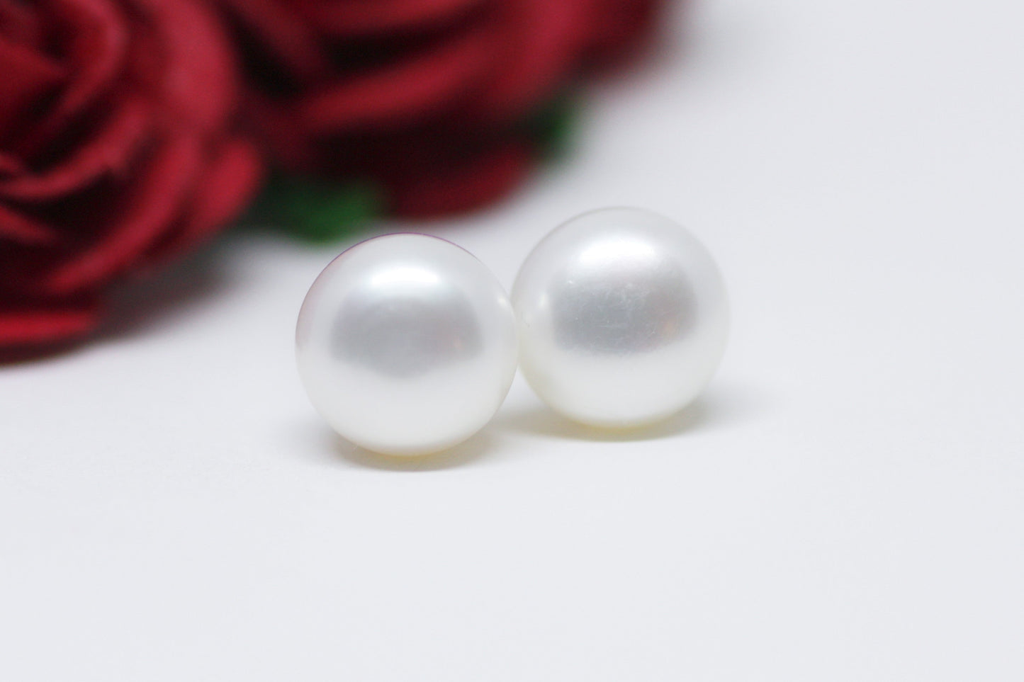 White Pearl Stud Earrings 7-7.5mm