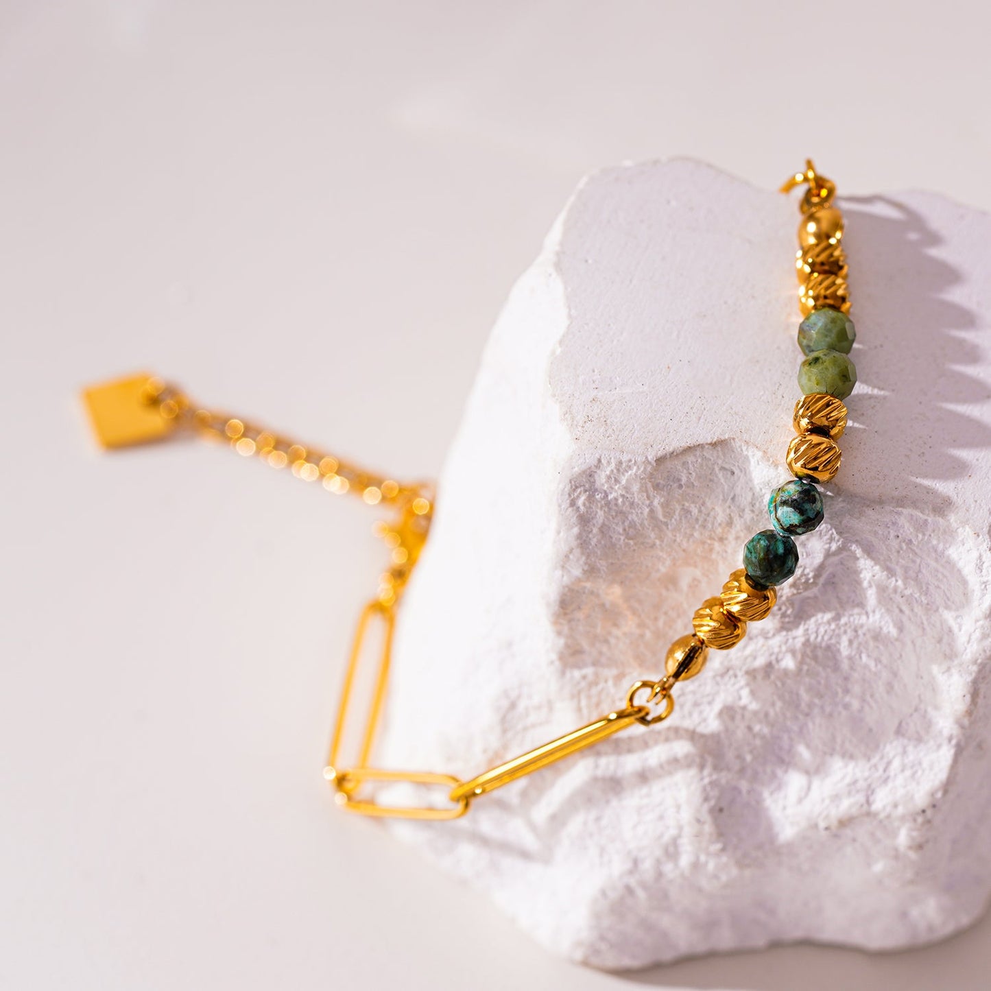 AIJAMI: Link-Chain, Gold Beads & African Turquoise Natural Stones Bracelet