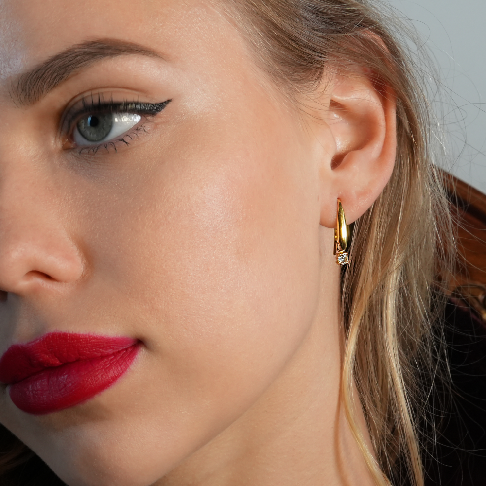 AITANA: Vintage-inspired Tear Drop Earrings with Solitaire Zirconia Gemstone