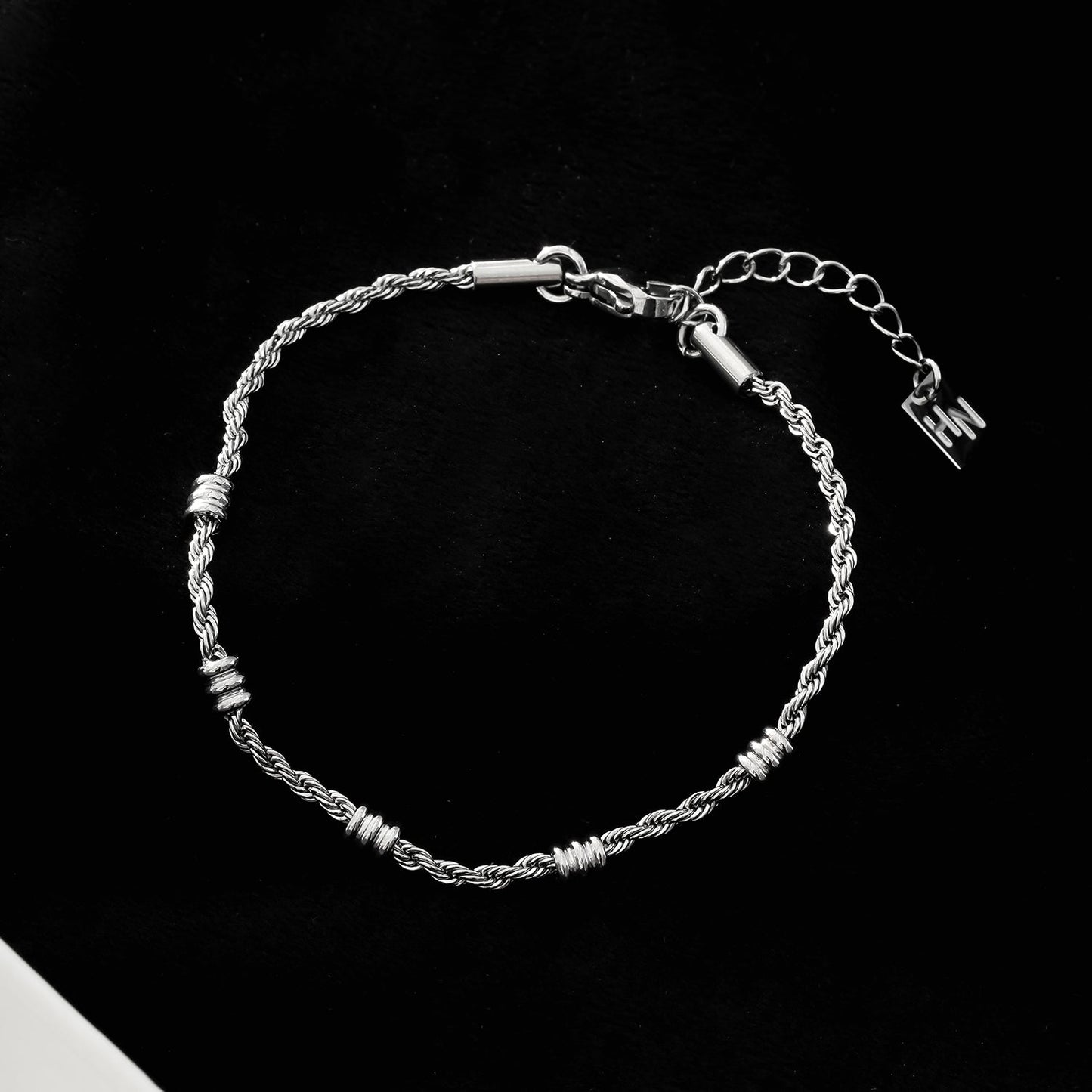 AMIENS: Silver Toned White Gold Beaded Rope Chain Bracelet