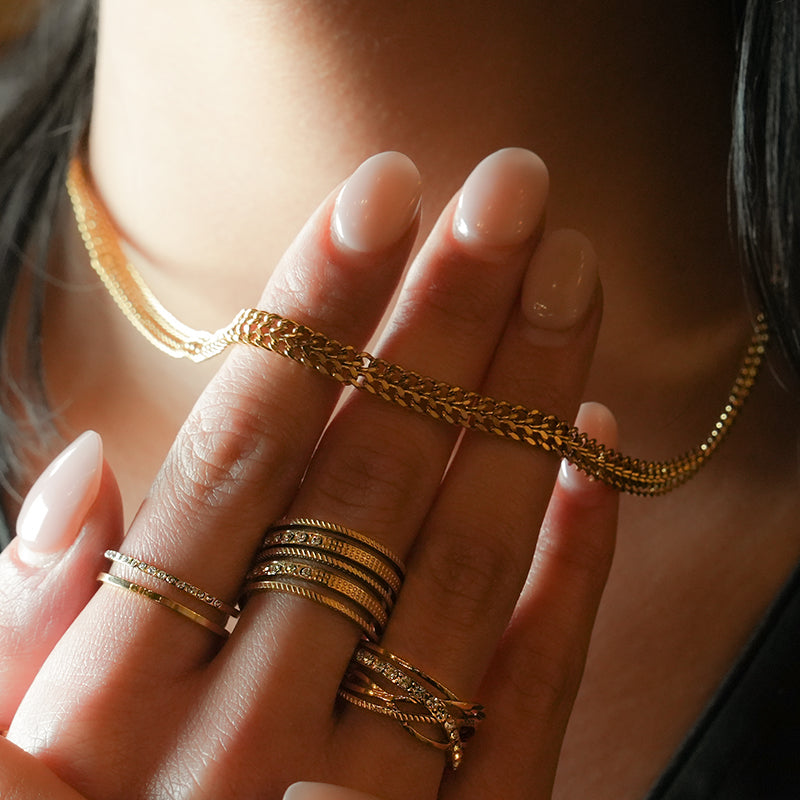 ANIMA: Intricate Wide Width Singular Twin Chain Necklace