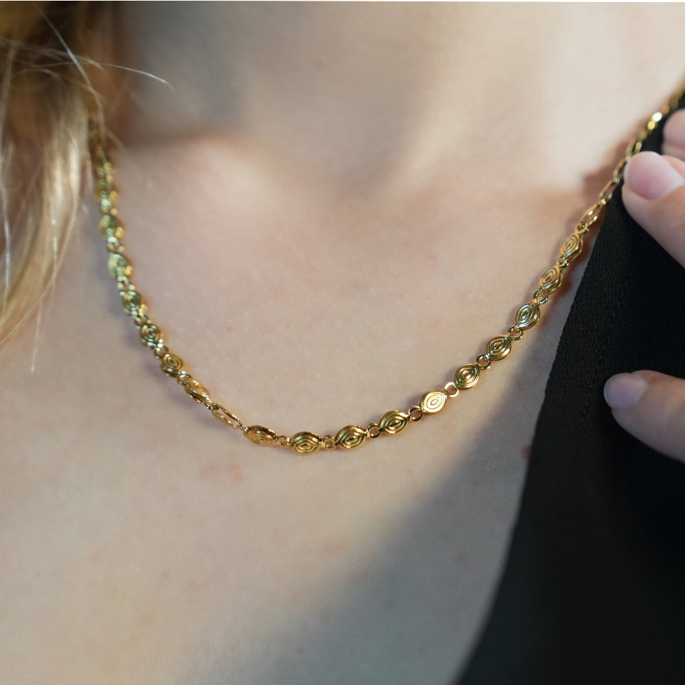 ANTHEA: Patterned Oval Beaded Chain Necklace