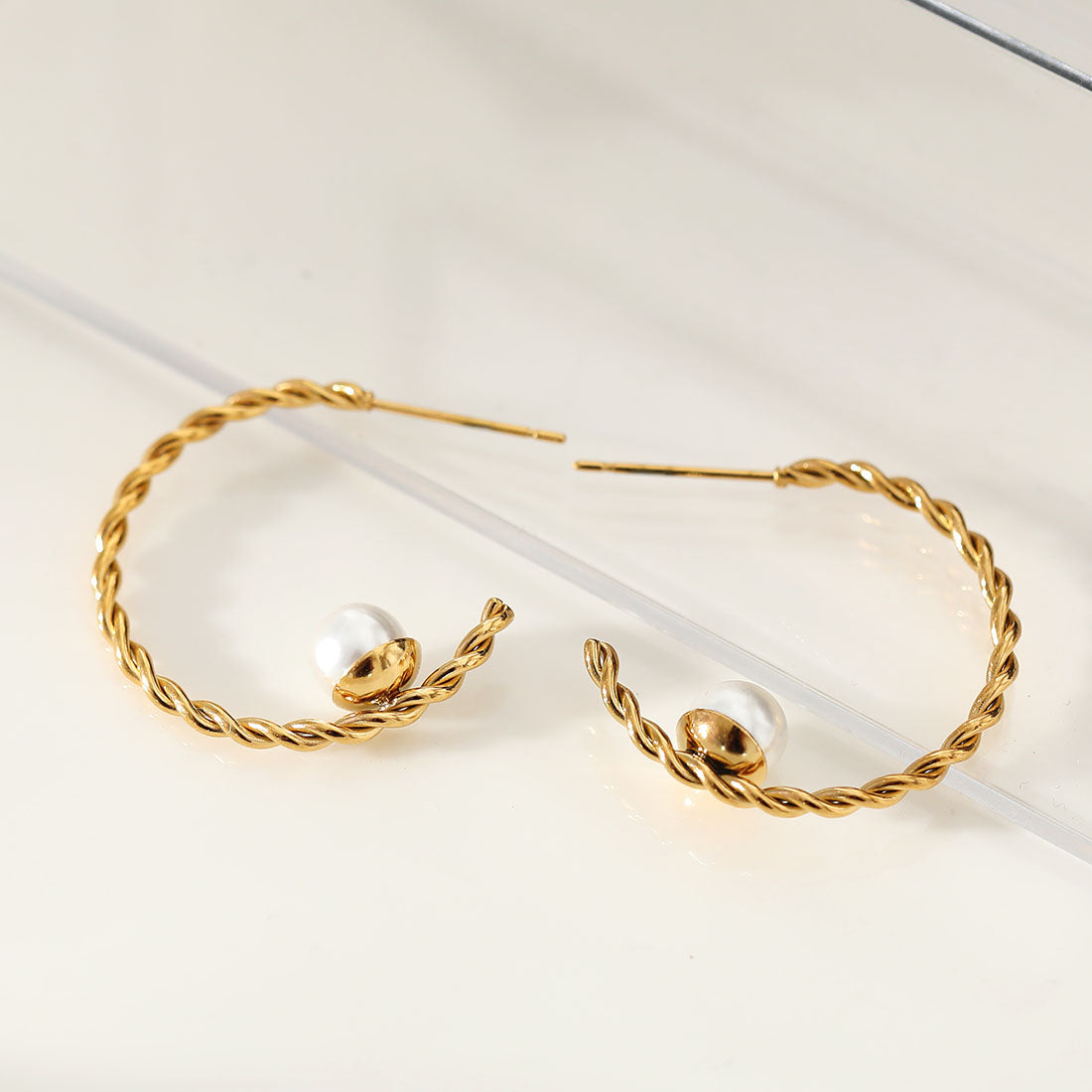 ARIANA Hoop Earrings