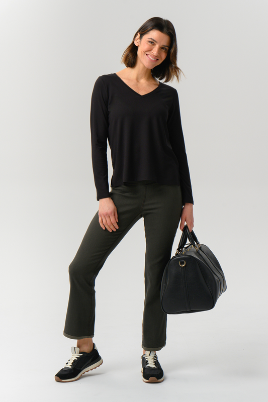 Aro Reversible Kick Flare Travel Pant