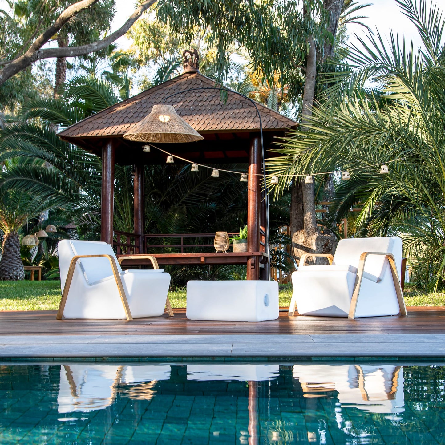 Aurora<br> Solar-charged Garland